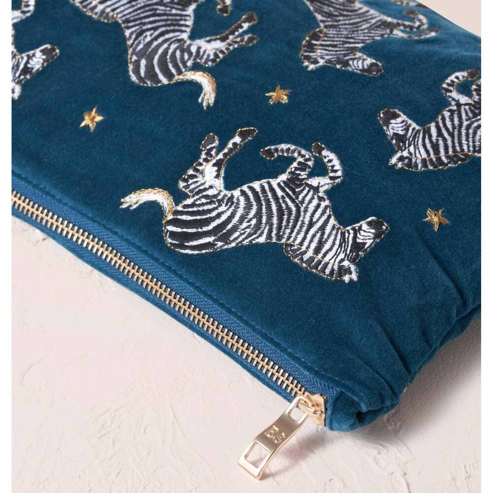 NEW ELIZABETH SCARLETT women's zebra everyday pouch in teal - Picture 5 of 6